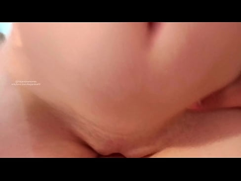 ❤️ أنام في غرفة أختي وهكذا استيقظت ☑